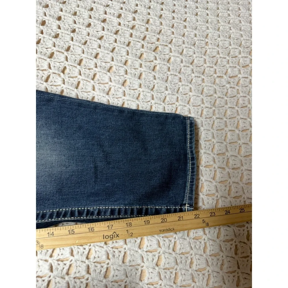 Vigoss Capri Jeans Women Sz 10 W33 L22 Blue Denim  Embroidery Pockets